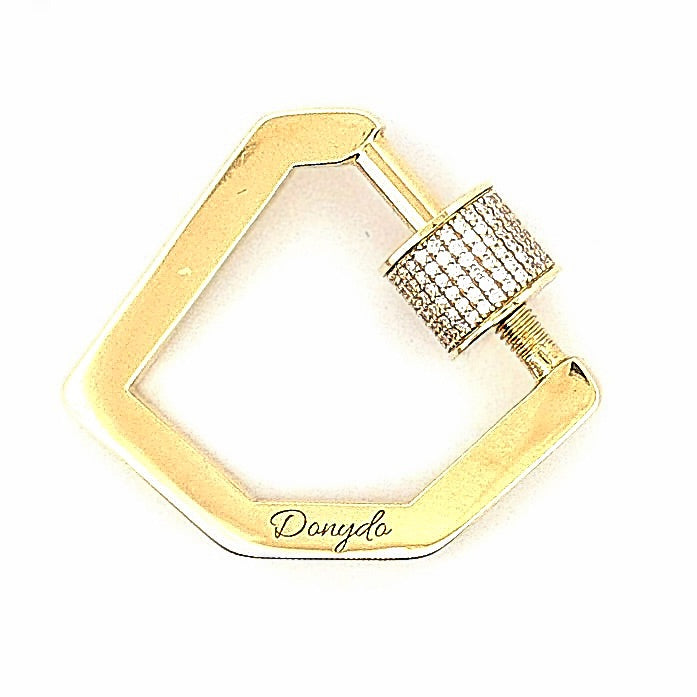 Diamond-Shaped Clasp Pendant