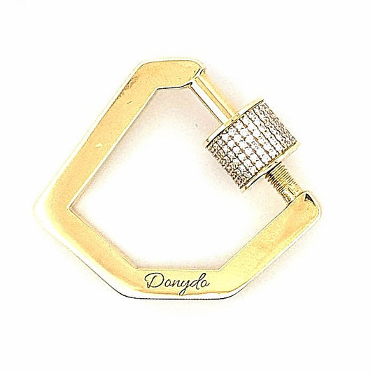Diamond-Shaped Clasp Pendant